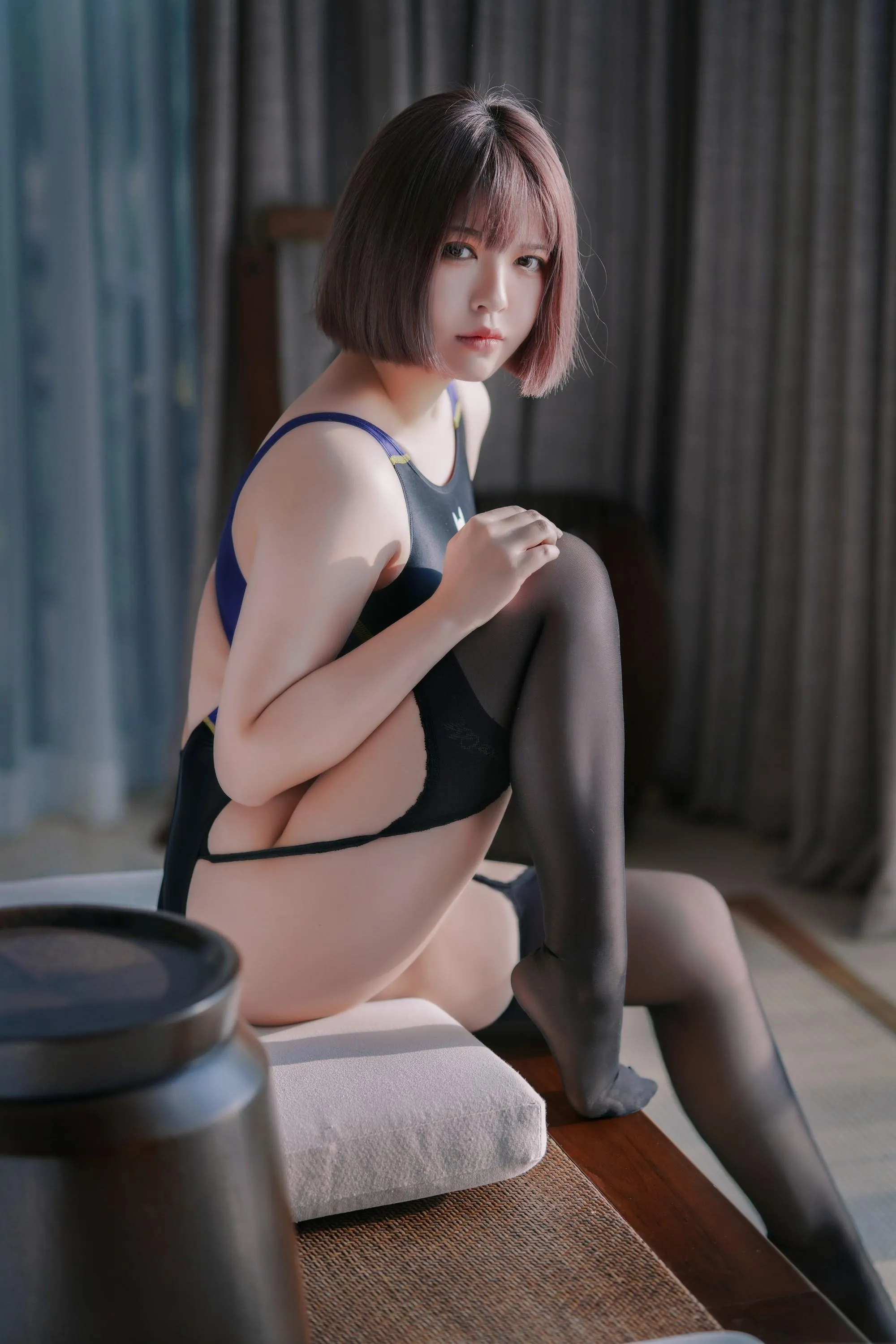 半半子 – NO.54 競泳水着を着た彼女-4K映画-36P [36P]插图1